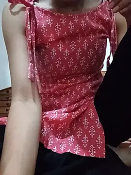 Chat +18 de Yourindianmuse ao vivo