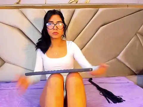 Show de KensyRoseVs na webcam