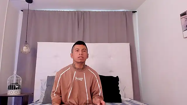 Thiago_Vega__ – Kamerová šou