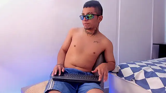 Thiago_Vega__n Webbikameraesitys