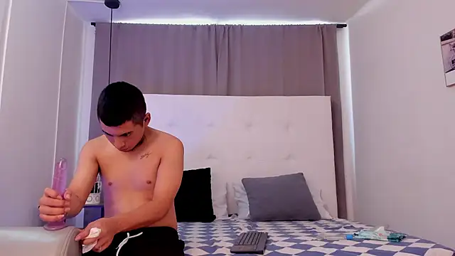 Thiago_Vega__n Webbikameraesitys