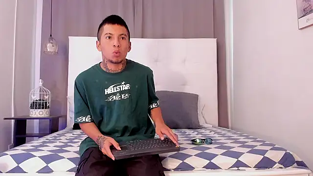 Вебкам-шоу Thiago_Vega__