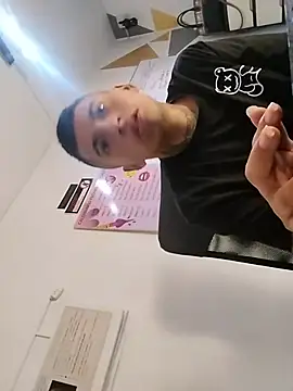 Show de Thiago_Vega__ na webcam