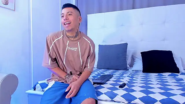 Thiago_Vega__ webkamerás műsora