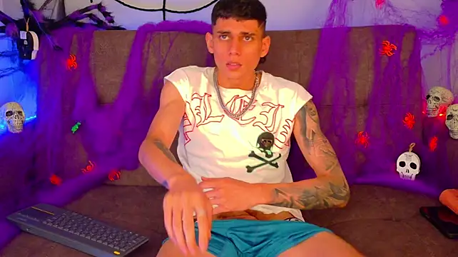 Pokazy przed kamerką – BryanGrey__