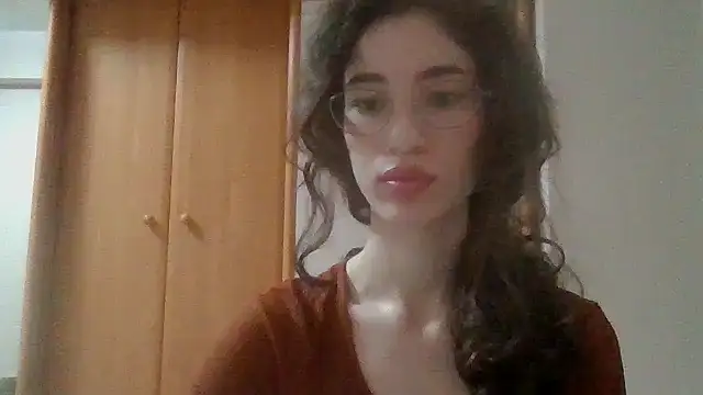 CrystalDolls Chat XXX in diretta