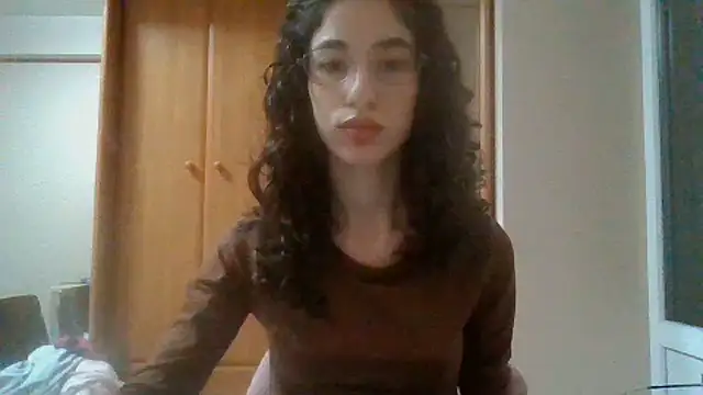 Chatroom XXX en direct de CrystalDolls