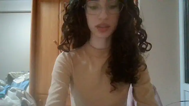 CrystalDollsn Live XXX chat