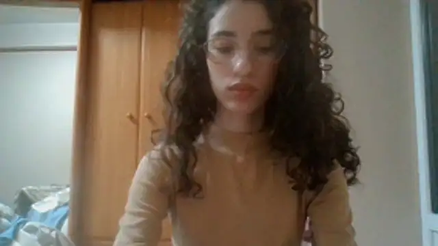 CrystalDolls Chat XXX in diretta