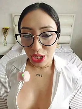 KimGrey webcam show