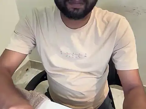 IndianAfterHoursn Webbikameraesitys