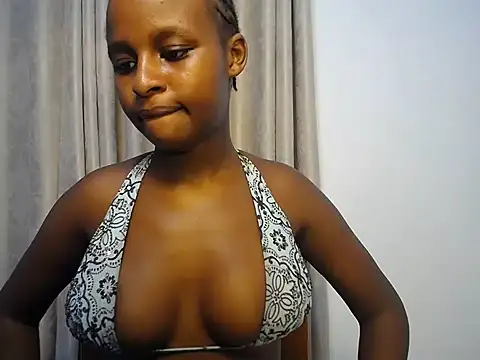 Chat XXX en directo de babygirl_aurora8