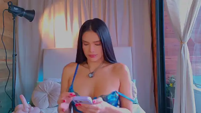 OrianaMazzone – Live XXX-chat