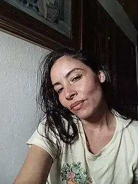 Czat XXX na żywo – Alice_lummy
