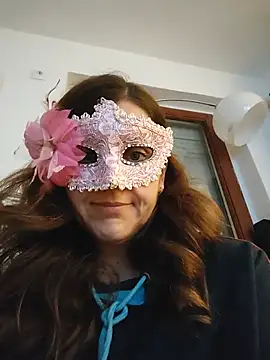 TaniTTaRa's Live XXX Chat