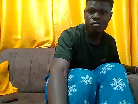 Taller_dark Webcam-Show