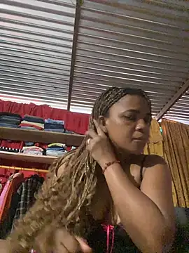 Morenita82 webcam show