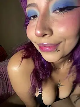 Chat +18 de -Raaveen ao vivo