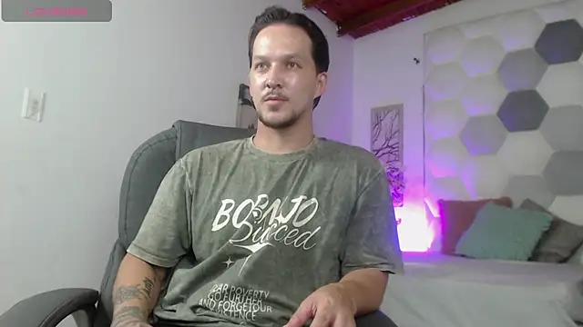 Max_Arias webcam show