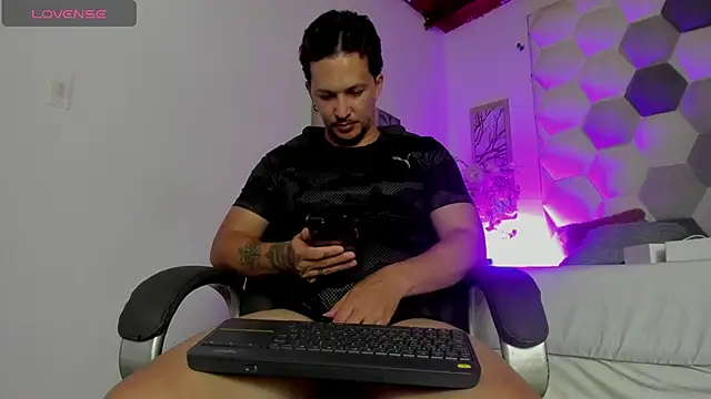 Max_Ariasn Webbikameraesitys