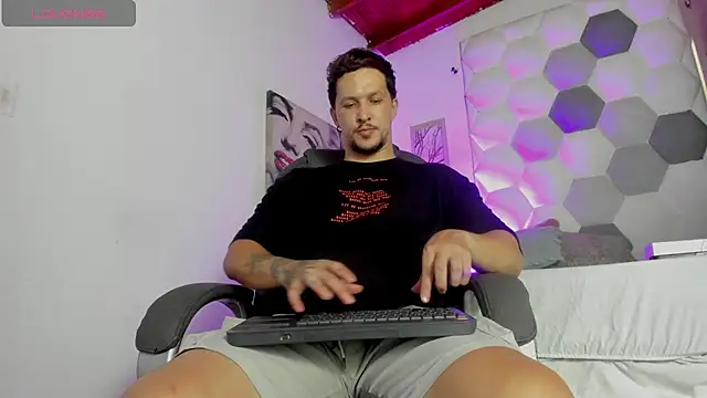 عرض كام Max_Arias
