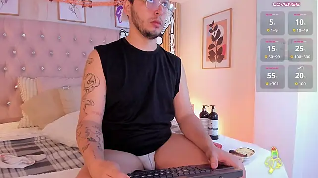 Jonath_1's Webcam Show