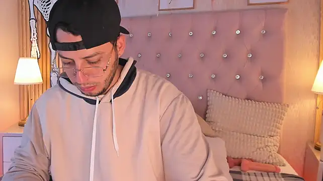 Jonath_1n Webbikameraesitys
