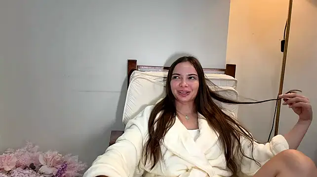 MelanyLoil Chat XXX live