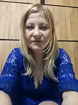 Вебкам-шоу Kira_Bird