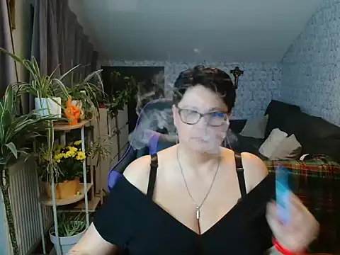 Newgirl4you's Webcam Show