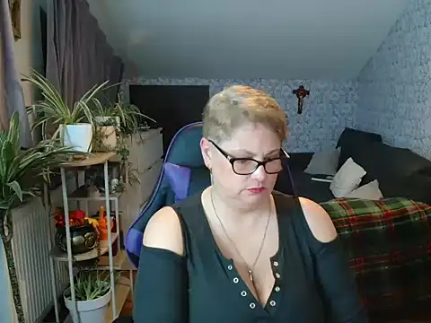 Newgirl4you Webcam Show