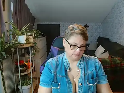 Newgirl4you – Live XXX-chat