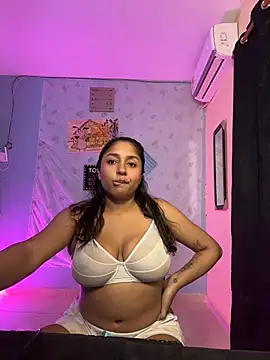 Maargaret Adlı Modelin Canlı XXX Sohbeti