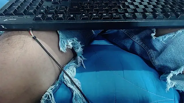 poseidon_latino Pertunjukan Webcam