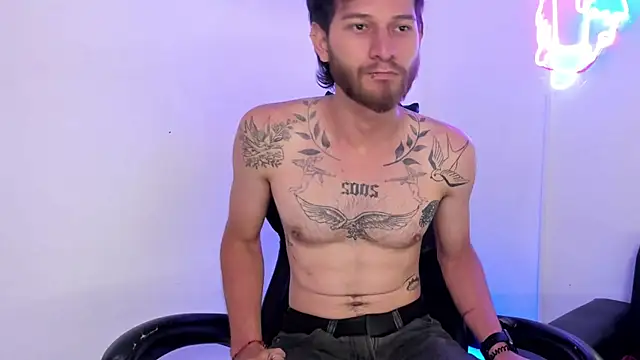 Adrian_Rouse Webcam Show