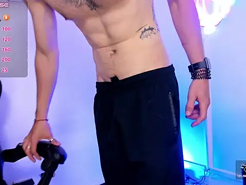 Show de Adrian_Rouse na webcam
