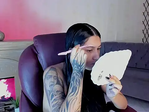 Daka_Hylls webkamerás műsora