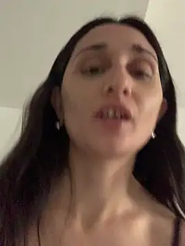 lucigirl's Webcam Show