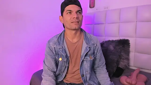 Esteban_Fox69 Webcamshow