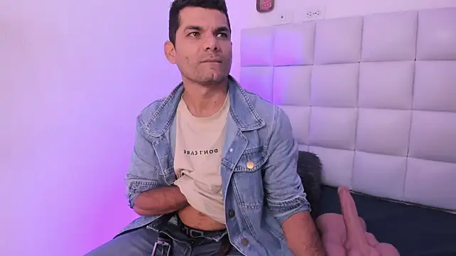 Webkamerová show Esteban_Fox69
