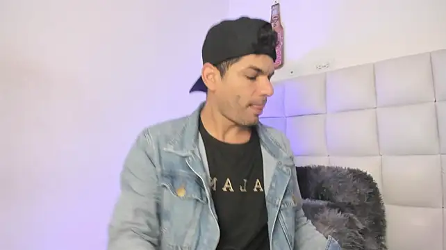 Вебкам-шоу Esteban_Fox69