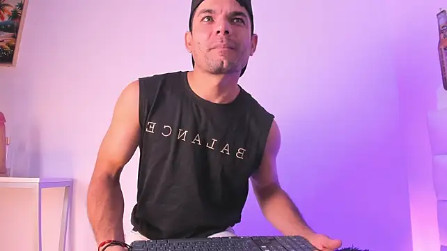 Esteban_Fox69's Webcam Show