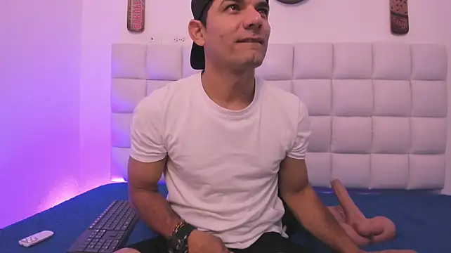 Вебкам-шоу Esteban_Fox69