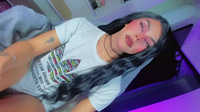 dark_kitty_xxx Webcamshow