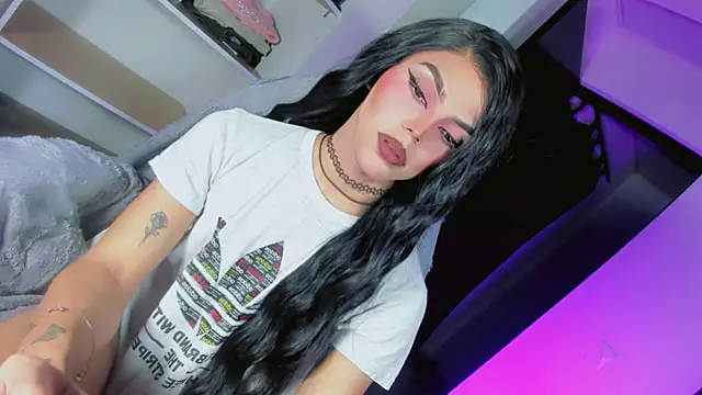 Webkamerová show dark_kitty_xxx