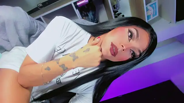 dark_kitty_xxx Pertunjukan Webcam