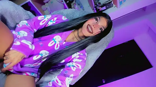 dark_kitty_xxx ওয়েবক্যাম শো