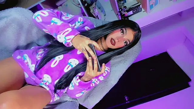 Webkamerová show dark_kitty_xxx