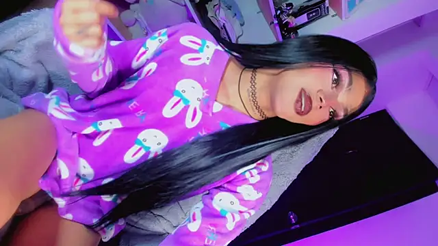dark_kitty_xxx – Kamerová šou