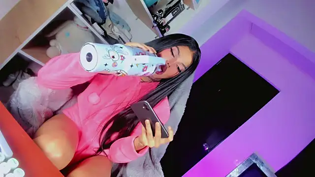 dark_kitty_xxx – webcam-show